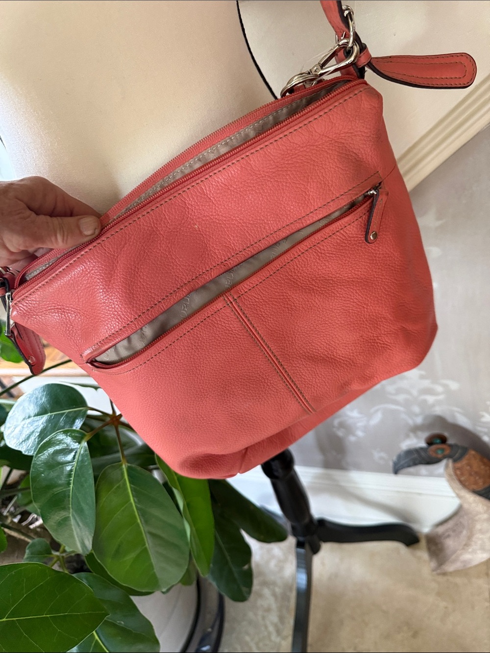TIGNANELLO ladies handbag very good condition leather - Picture 9 of 11